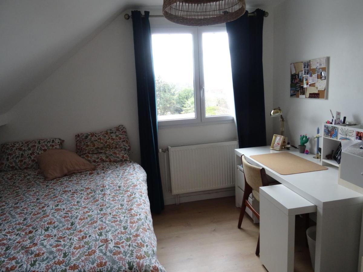Maison D'Hotes Les Roses Tremieres Saclay Exterior foto
